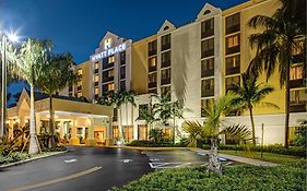 Hyatt Place Fort Lauderdale Cruise Port & Convention Center - Newly Renovated